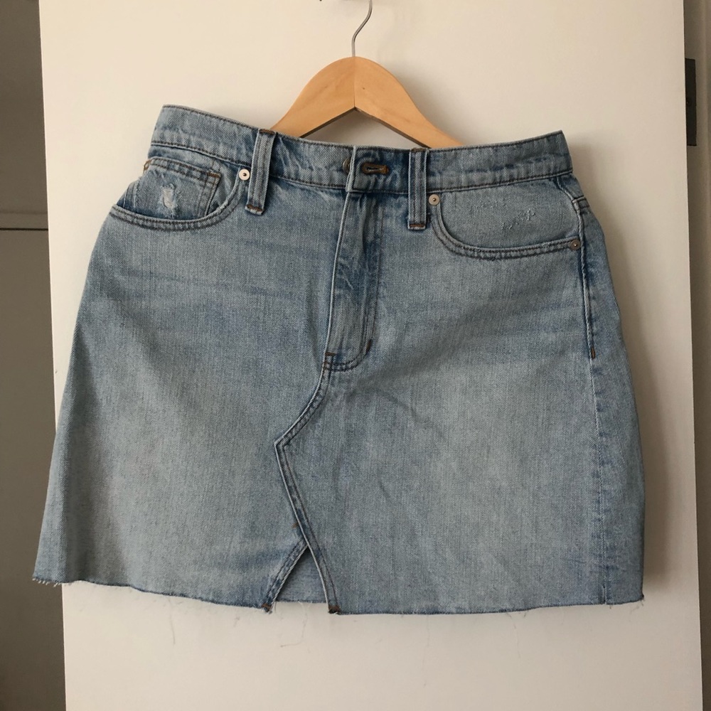 Brand new Madewell denim skirt NWT size 28